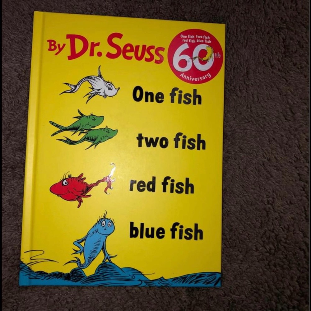 ☀️Dr. Seuss Book☀️
